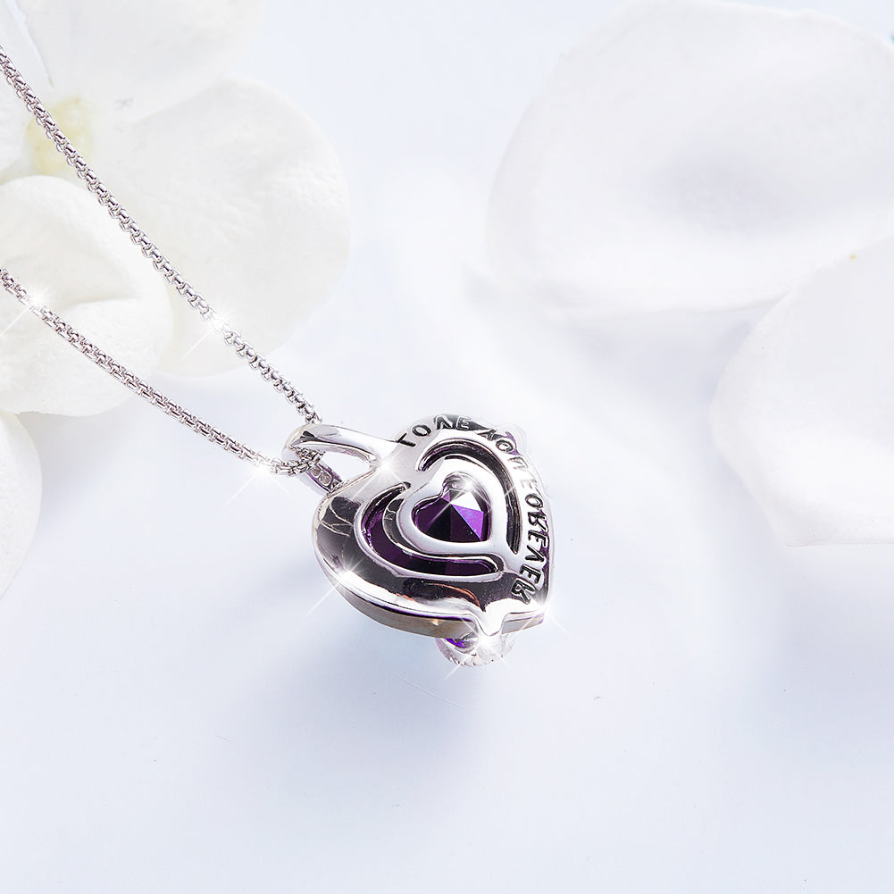 Halskette "Purple Heart " mit funkelnden Zirkonia Kristall Herz Anhänger schimmert lila blau Love Forever